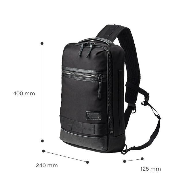 【美品】マスターピース　Progress　ナイロン・スリングバッグ　ブラック master-piece 最大50% 9/5限定 マスターピース スリングバッグ