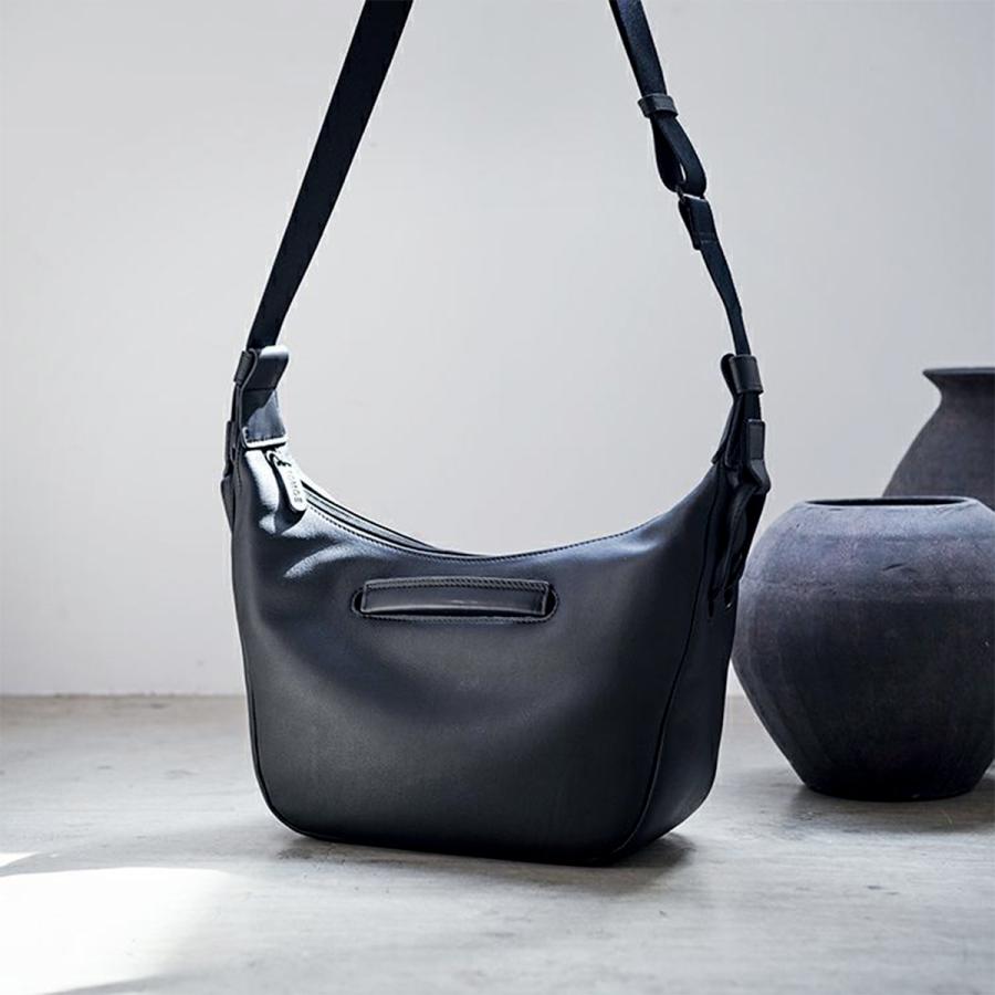 TOMOE ブラック バッグ TOMOE 最大51% 9/28限定 トモエ バッグ ショルダーバッグ
