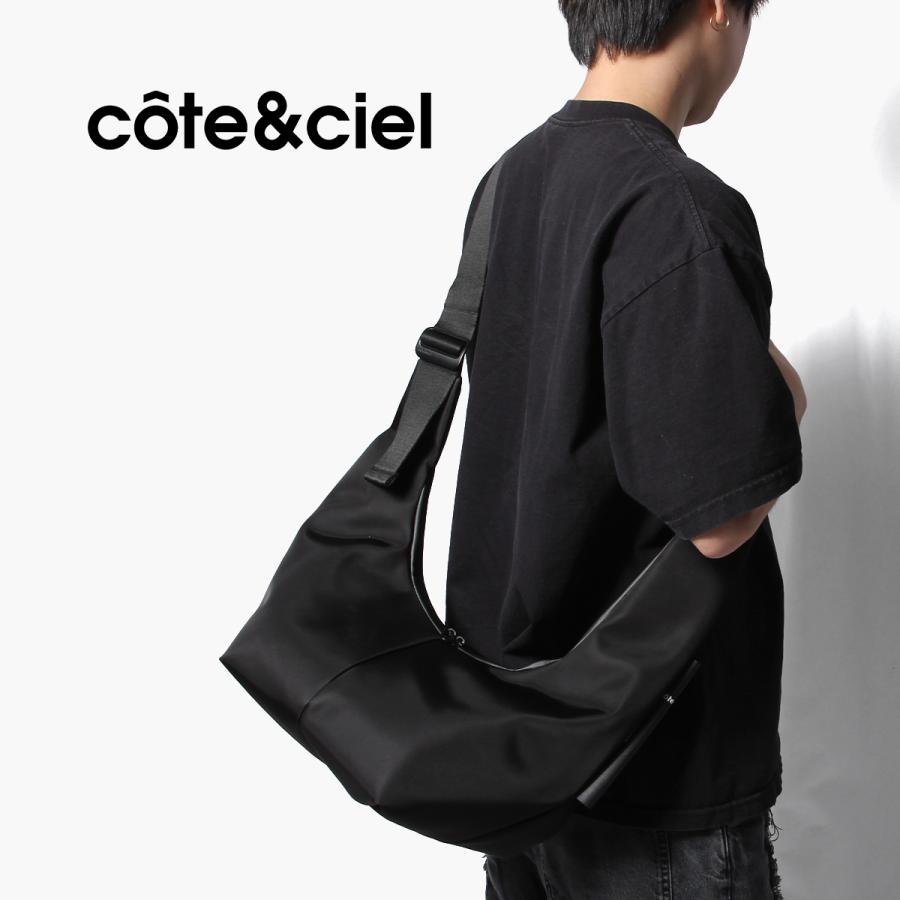 côte&ciel ブラックショルダーバッグ コートエシエル ショルダーバッグ SANNA SLEEK FAMILY - BLACK