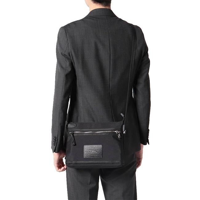 【新品同様】Orobianco オロビアンコ ショルダーバッグ 黒　サコッシュ Orobianco 最大42% 11/9限定 オロビアンコ ショルダーバッグ