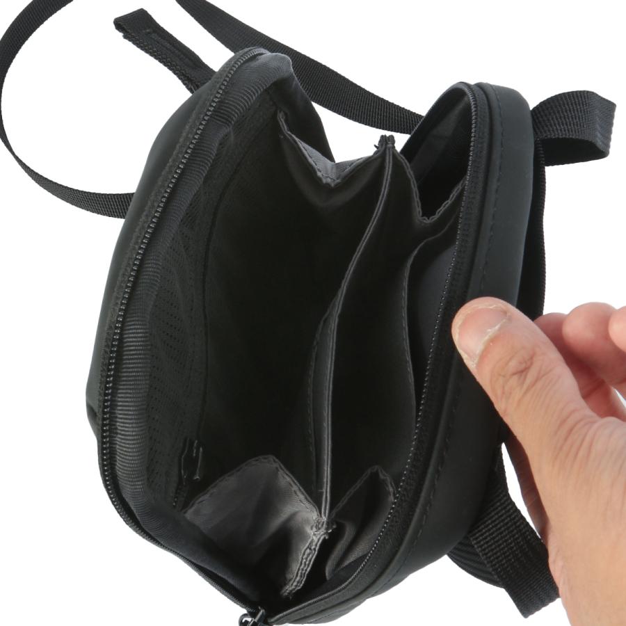 最大42% 3/30限定 クローム インダストリーズ パックポーチ ショルダーポーチ 縦型 2L マットブラック CHROME INDUSTRIES JP244 BJ010 | CHROME | 14