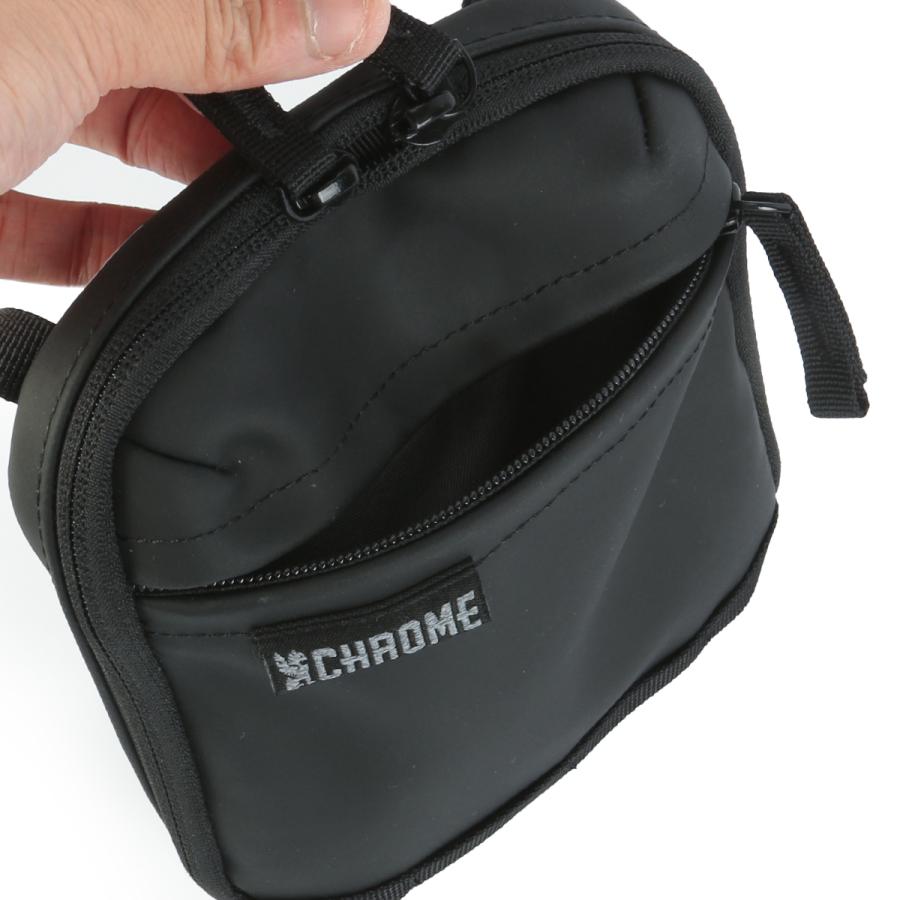最大51% 4/23限定 クローム インダストリーズ パックポーチ ショルダーポーチ 縦型 2L マットブラック CHROME INDUSTRIES JP244 BJ010 | CHROME | 08