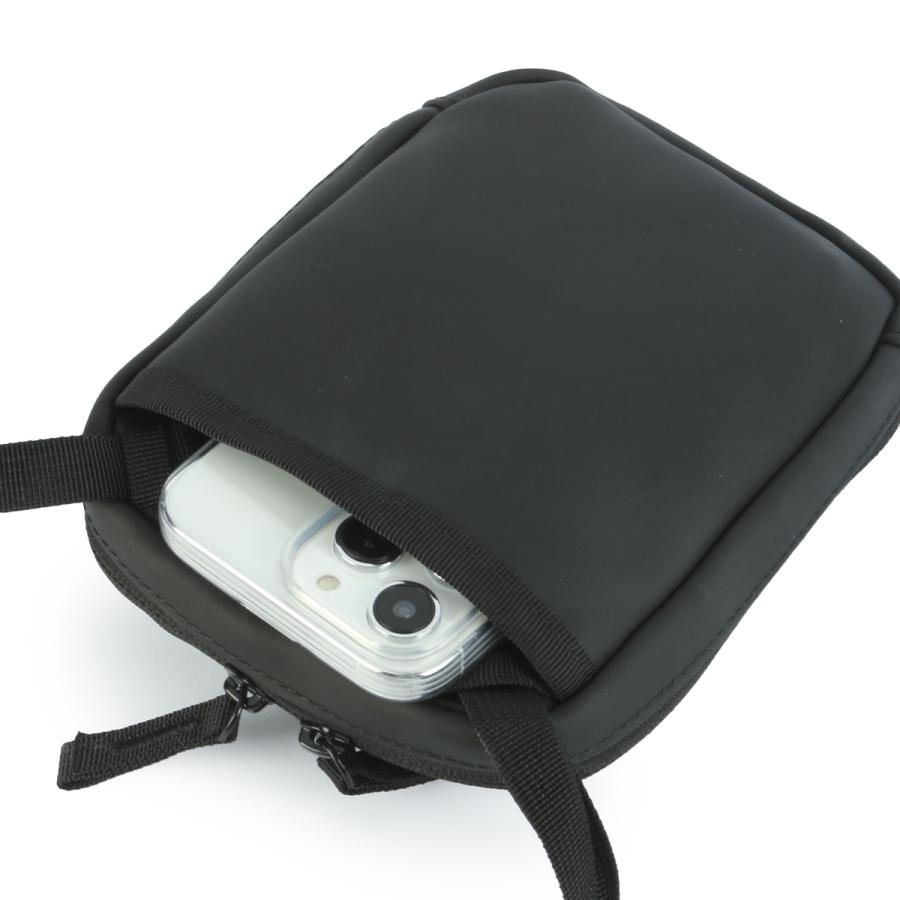 最大42% 3/30限定 クローム インダストリーズ パックポーチ ショルダーポーチ 縦型 2L マットブラック CHROME INDUSTRIES JP244 BJ010 | CHROME | 09