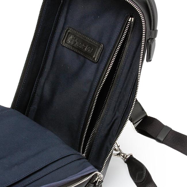 最大50% 1/15限定 p.i.d ピーアイディー ボディバッグ ワンショルダーバッグ メンズ ブランド レザー 本革 撥水 軽量 縦型 斜めがけ エクリール PID PAZ105 | P.I.D | 10