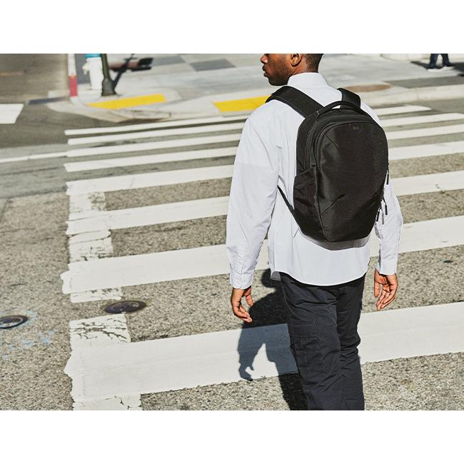 最大50% 2/15限定 Aer Pro Pack Slim エアー リュック ビジネスリュック バッグ メンズ 黒 A4 B4 61004 | Aer | 18