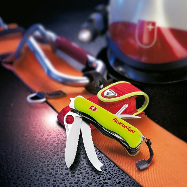 最大50% 4/25限定 ビクトリノックス ナイフ マルチツール アウトドア キャンプ 防災グッズ 15機能 ラージ・マルチツール レスキューツール VICTORINOX 正規品 | VICTORINOX | 06