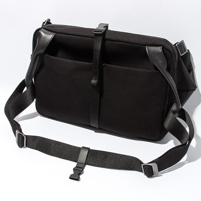 【美品】Cote&Ciel Riss コートアンドシエル リスショルダーバッグ Cote&Ciel（コートエシエル） RISS ショルダーバッグ メンズ