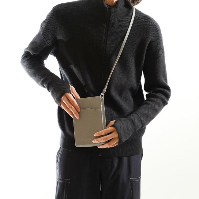 SONNE（ゾンネ） スマホショルダー 軽量 本革 縦型 クラウディオ SONNE