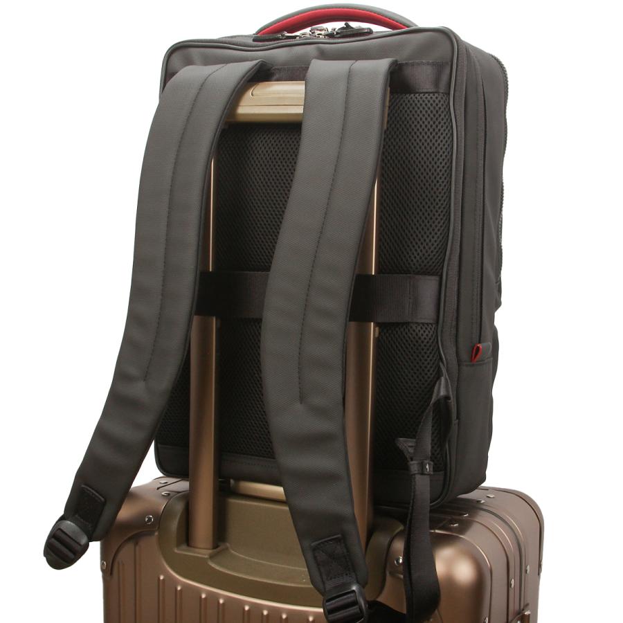 タケオキクチ　ビジネスリュック　バックパック　レザー　A4 TAKEO KIKUCHI 生産終了モデル タケオキクチ バッグ ビジネス