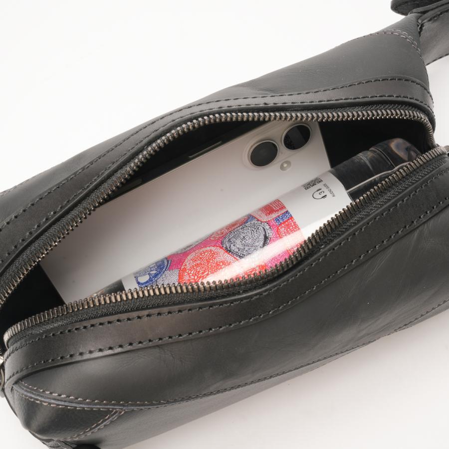 最大42% 1/18限定 エルゴポック × トヨタ自動車 ボディバッグ ハンドバッグ メンズ レディース 本革 HERGOPOCH TOYOTA TY-SSR | HERGOPOCH | 12