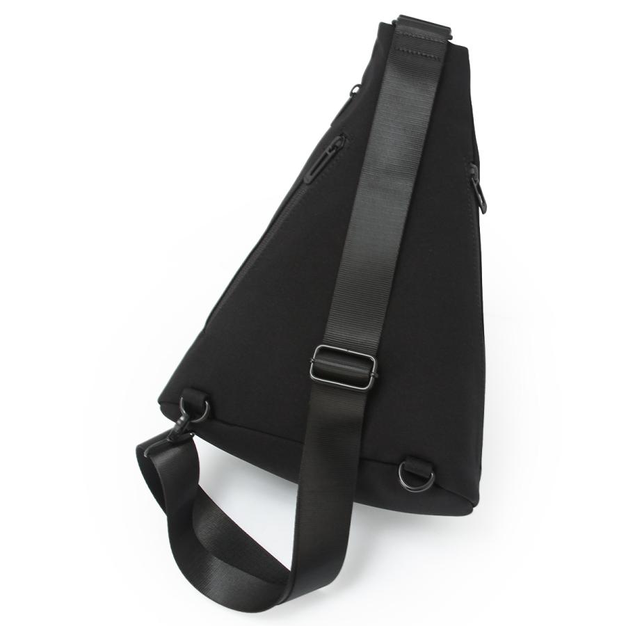 Un coeur（アンクール） 最大51% 1/13限定 トロ2 ボディバッグ ワン