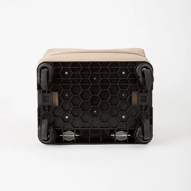 最大42% 8/31限定 ワールドトラベラー スーツケース ソフト キャリーケース  24L 機内持ち込み Sサイズ SS 軽量 World Traveler 17536 | World Traveler | 12
