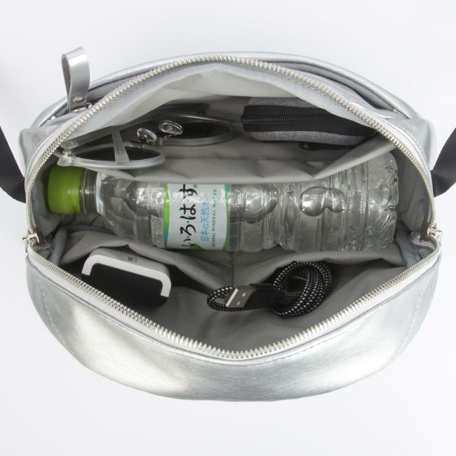 最大51% 12/28限定 ウィーミー ショルダーバッグ 3L ヴィーガンレザー 人工皮革 シルバー WE-ME Y-01-9 | ブランド登録なし | 08