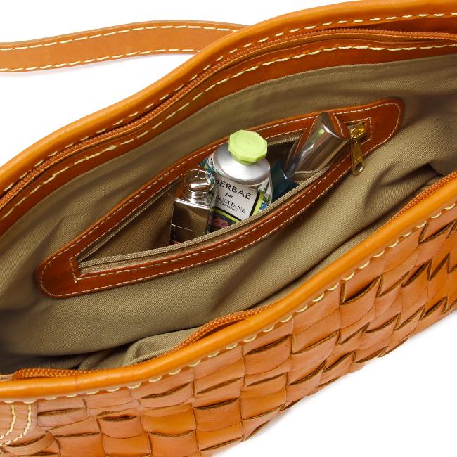 最大51% 3/27限定 ズッケロ ショルダーバッグ レディース ブランド レザー 本革 軽量 横型 編み込み 斜めがけ 小さめ B6 バケット zucchero Baquette 48300 | zucchero filato | 09