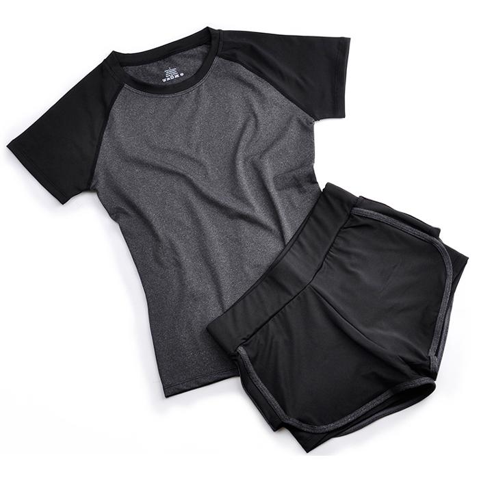 スポーツウェア レディース グレー トレーニング ジム ヨガ スパッツ一体型 速乾 伸縮 上下 ２点セット 半袖 ショートパンツ |  | 01