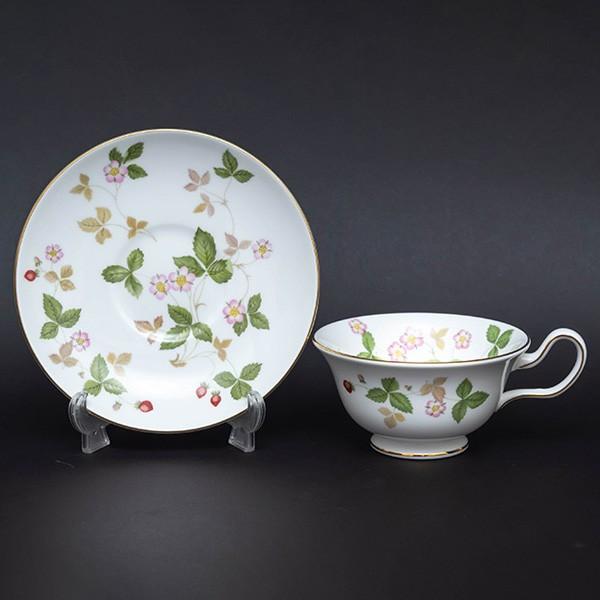 ウェッジウッド ワイルドストロベリー ティーカップ＆ソーサー（ピオニー） | WEDGWOOD | 01