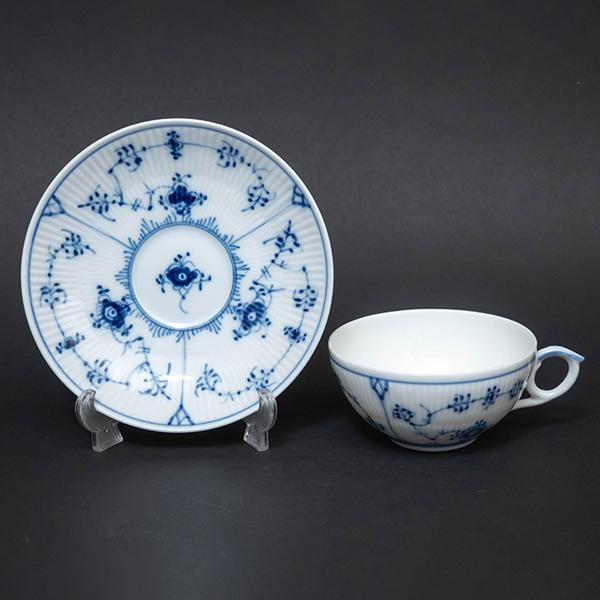 ロイヤル・コペンハーゲン ブルーフルーテッドプレイン ティーカップ＆ソーサー / Y5003-3 | ブルーフルーテッド | 01