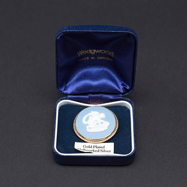 WEDGWOOD ウェッジウッド ジャスパー エンジェルブローチ WEDGWOOD ウェッジウッド ジャスパー エンジェルブローチ