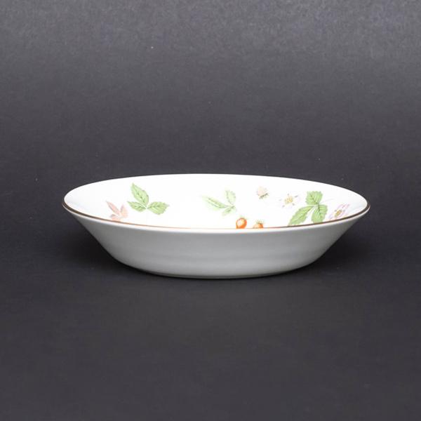 WEDGWOOD（ウェッジウッド） ワイルドストロベリー フルーツトレイ