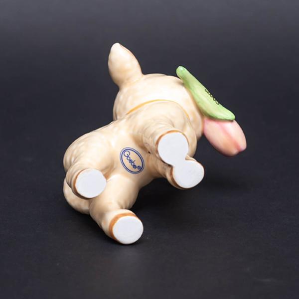 ゲーベル イヤーフィギュリン（2003年）『Lumb with Tulip
