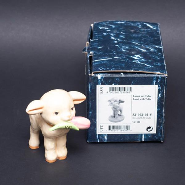 ゲーベル イヤーフィギュリン（2003年）『Lumb with Tulip
