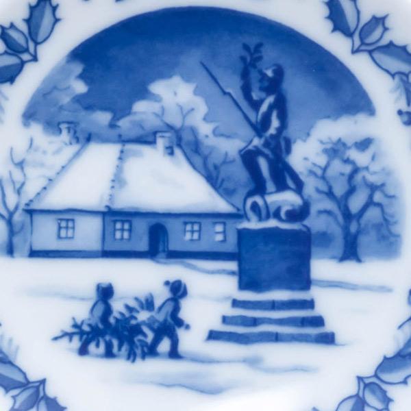 ロイヤル・コペンハーゲン ミニプラケット（2003年）『MEMORIAL 1848（1848年の記念碑）』 | ROYAL COPENHAGEN | 01