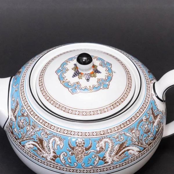 ウェッジウッド　フロレンティーン　コバルトブルー　ティーポットＬ ウェッジウッド フロレンティーン コバルトブルー ティーポットL