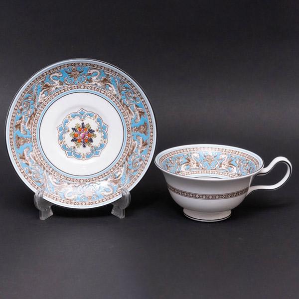 ウェッジウッド フロレンティーン　コバルト　センターフローラル　トリオ　① WEDGWOOD FLORENTINE TURQUOISE COFFEE CUP & SAUCER / ウェッジウッド