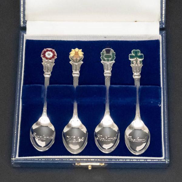 マッピン＆ウェッブ フローラルエンブレム エナメルワーク コーヒースプーン（4本セット）※EPCM | ブランド登録なし | 01