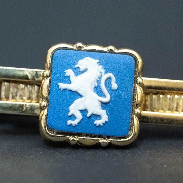 ウェッジウッド ジャスパー（サクソンブルー） ライオン タイピン | WEDGWOOD | 01