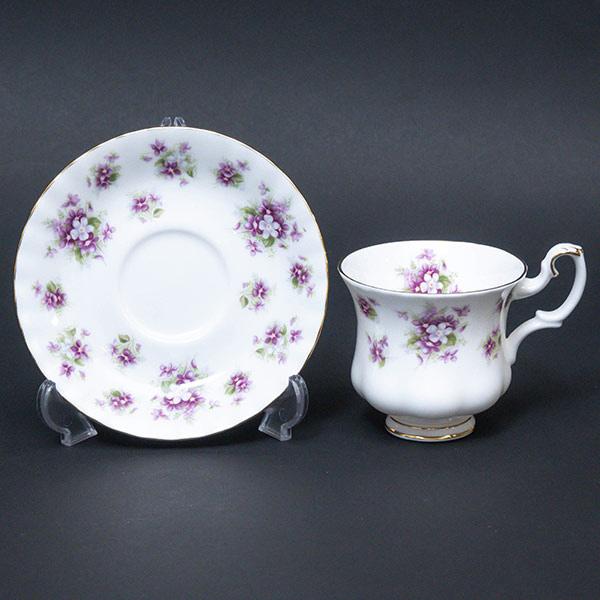 ロイヤル・アルバート スウィートバイオレット デミタスカップ＆ソーサー | Royal Albert | 01