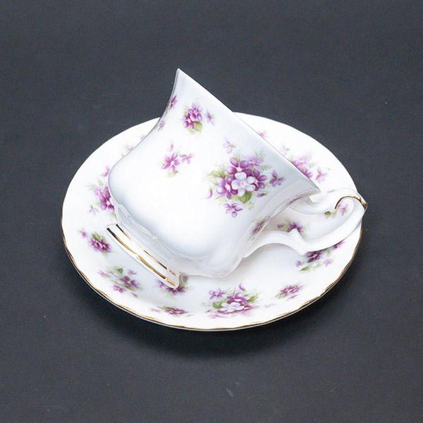 ロイヤル・アルバート スウィートバイオレット デミタスカップ＆ソーサー | Royal Albert | 03