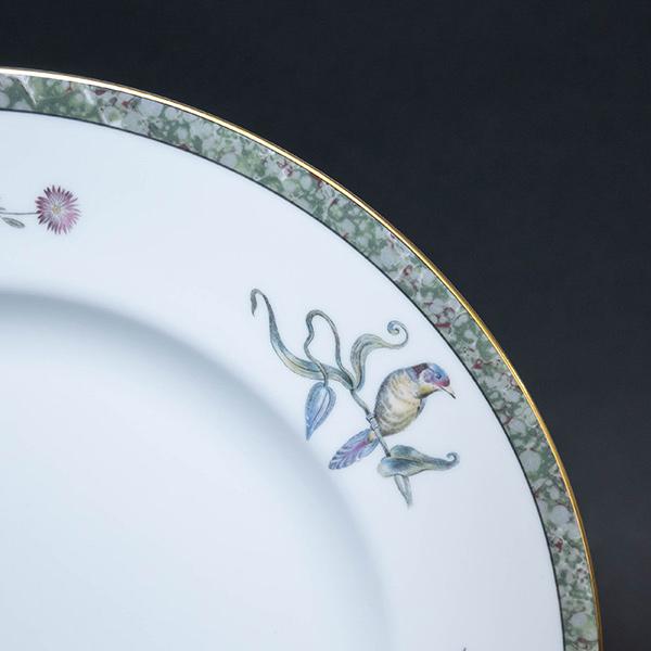 WEDGWOOD（ウェッジウッド） ハミングバード 27cmプレート ※着色あり