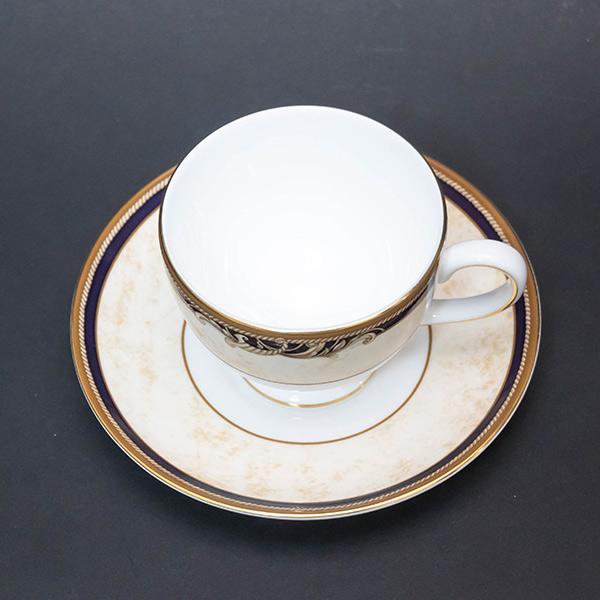ウェッジウッド コーヌコピア ティーカップ＆ソーサー（リー） ※金彩剥げ | Cornucopia | 02