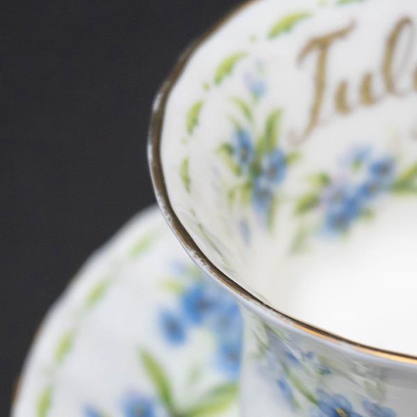 ロイヤルアルバート フラワー オブ ザ マンス ミニボウル 7個セット 英国製 ロイヤルアルバート フラワー オブ ザ マンス ミニボウル 7個セット