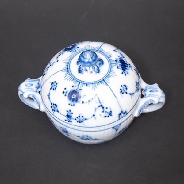 ロイヤルコペンハーゲン ブルーフルーテッド プレイン シュガーボウル ブルーフルーテッド プレイン シュガーボウル|ロイヤル コペンハーゲン