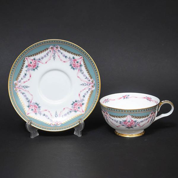 ロイヤル・ドルトン サットン ティーカップ＆ソーサー | ROYAL DOULTON | 01