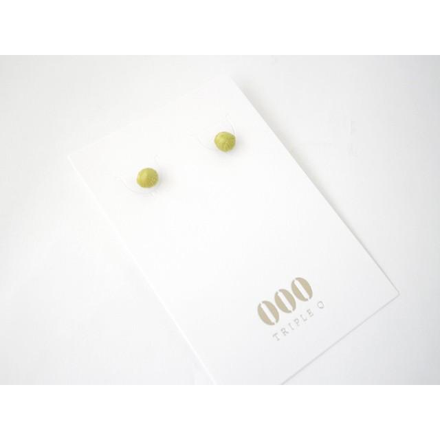 トリプルオゥ スフィア プラス ピアス イヤリング カラー |  | 01