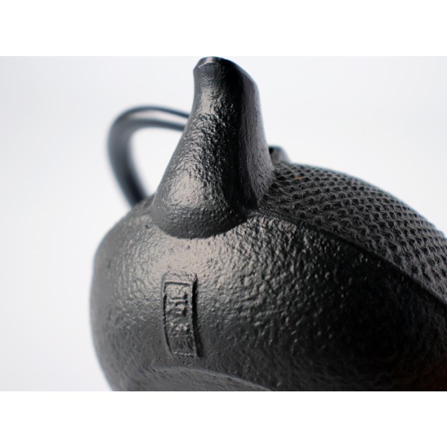 岩鋳（IWACHU） 鉄瓶兼用急須 新アラレ 320ml 茶こし付き いわちゅう