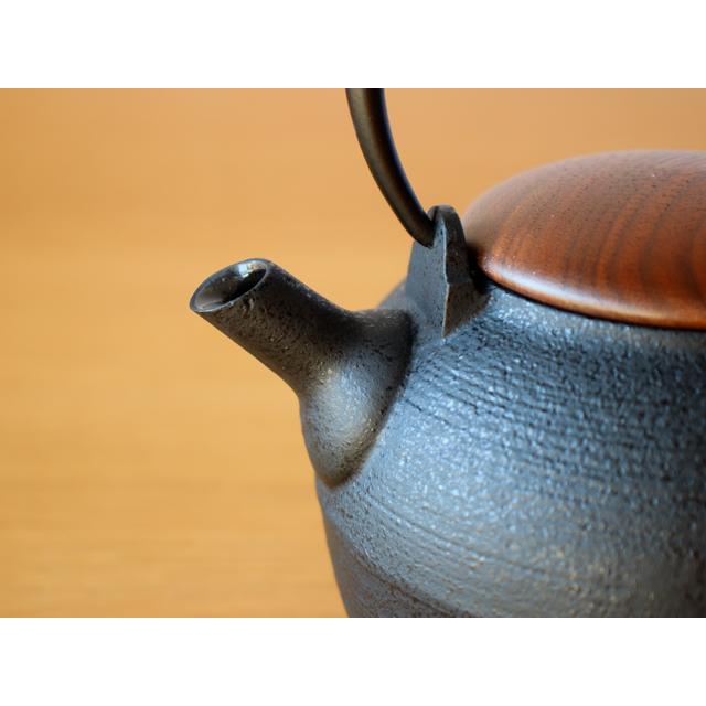 鋳心ノ工房 ティポット ヒキメ S / 木蓋 : 雑貨のお店セレクト