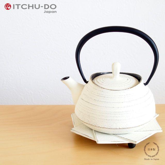 南部鉄器 壱鋳堂 ティーポット 刷毛目（0.4L） プレミアムアイボリー