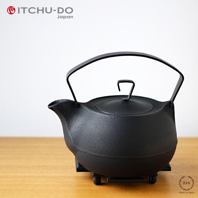 南部鉄器 壱鋳堂（ ITCHU-DO ）キャストアイアンケトル 1.2L 黒 : 雑貨