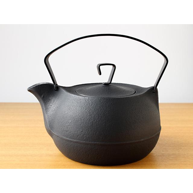 【値下げ済】南部鉄器ティーポット一式(壱鋳堂) 値下げ済】南部鉄器ティーポット一式(壱鋳堂) ブランド一覧