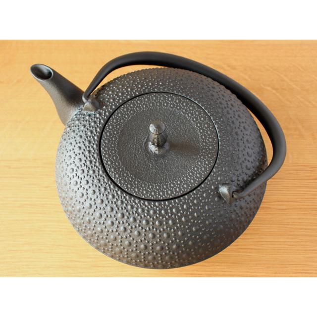 新品未使用箱汚れ　OIGEN 鉄瓶　1.0 東雲亀甲 鉄瓶 東雲亀甲 1L | 南部鉄器の老舗 及源鋳造 OIGEN 公式