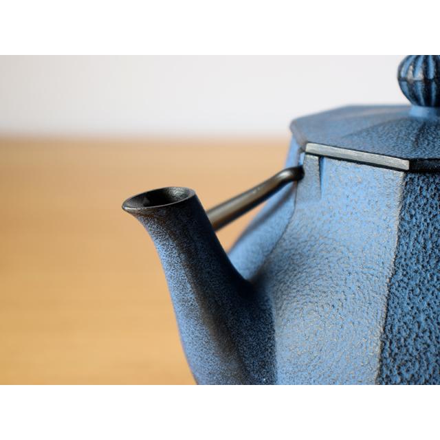 販売終了しました】鉄瓶 みやび 1.0L 南部宝生堂 及富 OITOMI 販売終了しました】鉄瓶 みやび 1.0L 南部宝生堂 及富 OITOMI