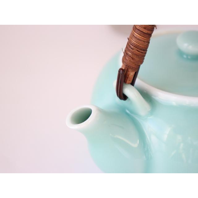 鍋島虎仙窯 鍋島青磁 土瓶 : 雑貨のお店セレクト・ペンギン - 通販