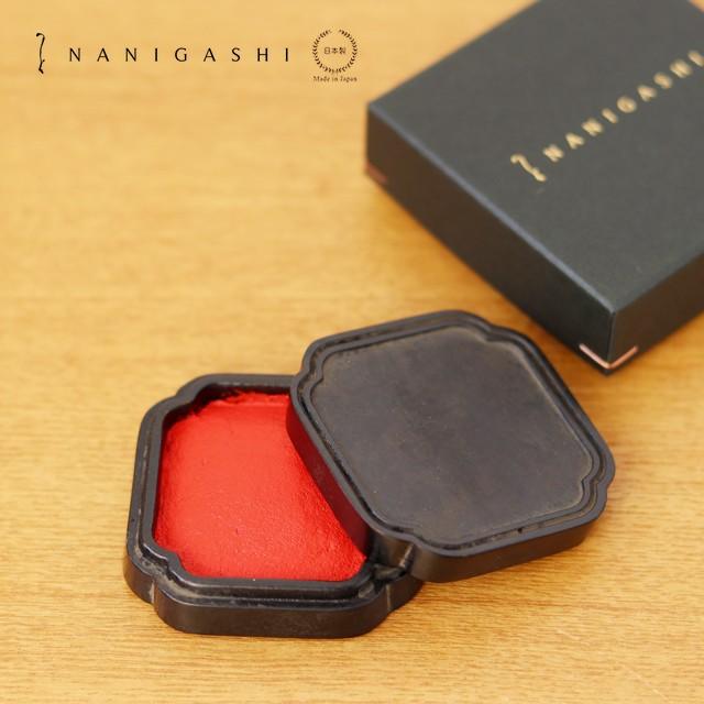 NANIGASHI 真鍮鋳物の『朱肉入れ』 黒ムラ 四角
