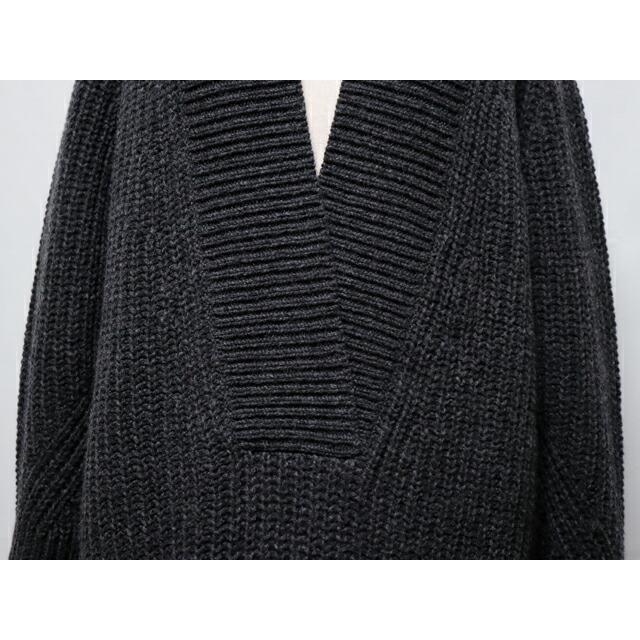 ティッカ TICCA　深Vニットチュニック　定価35200円 TICCA ティッカ 軽くて暖かいざっくりニットの深Vネック