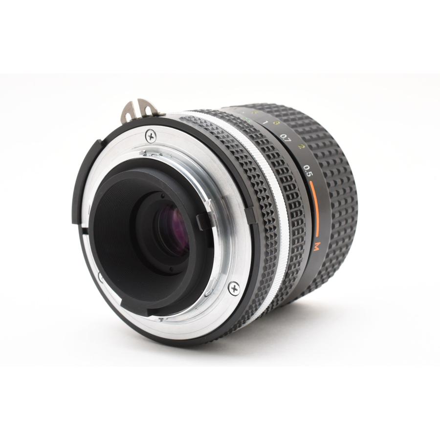ニコン　Ai-S　ズームニッコール　35-70mm　フロントキャップ、ケース付き ニコン Nikon Ai-s Ais Zoom Nikkor 35-70mm f/3.3-4.5 MFレンズ