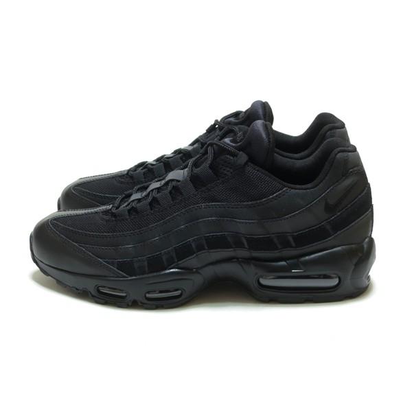 all black 95 air max